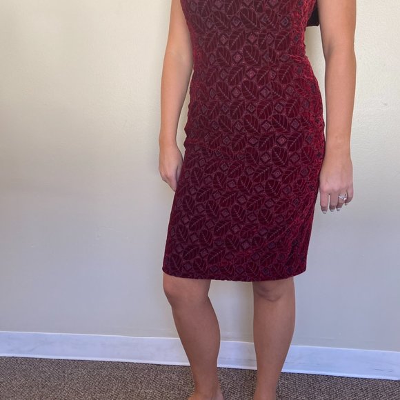 Kay Unger | Red Velvety Strapless Dress | 6 - Picture 7 of 11